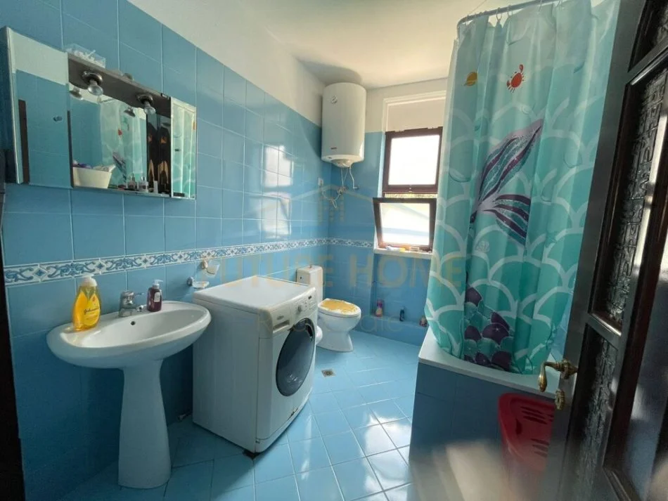 Tirane, jepet me qera apartament 2+1 Kati 2, 128 m² 350 € (Kodra e Priftit)