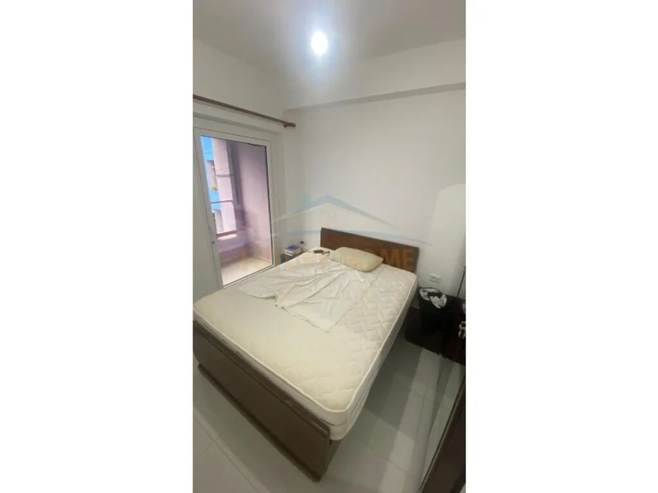 Tirane, jepet me qera apartament 2+1 Kati 5, 68 m² 400 € (Ali Demi)