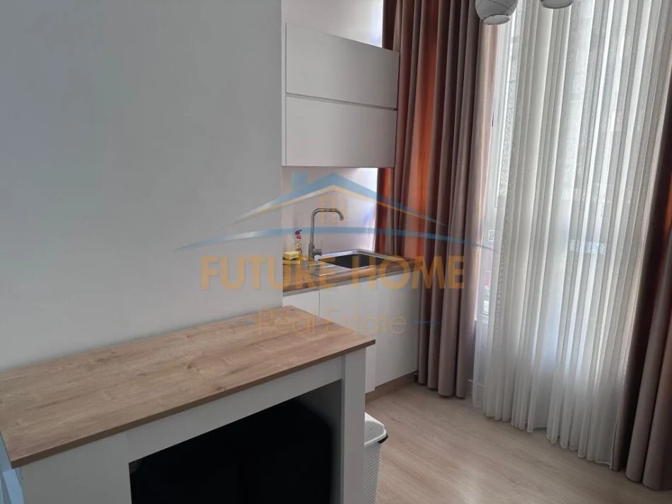 Tirane, jepet me qera apartament 2+1 Kati 3, 59 m² 450 € (Unaza e Re)