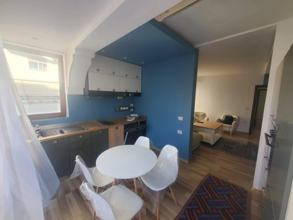 Tirane, jepet me qera apartament 1+1 Kati 6, 66 m² 550 € (Myslym shyrri)