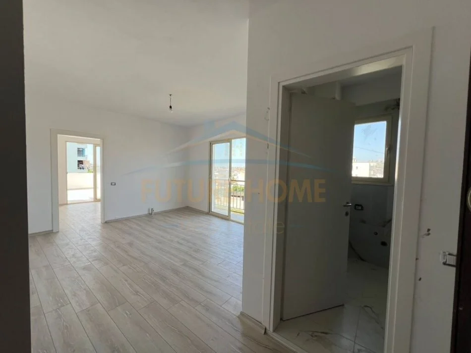 Durres, shitet apartament 1+1 Kati 3, 79 m² 79.000 € (Plazh Iliria, Durres)