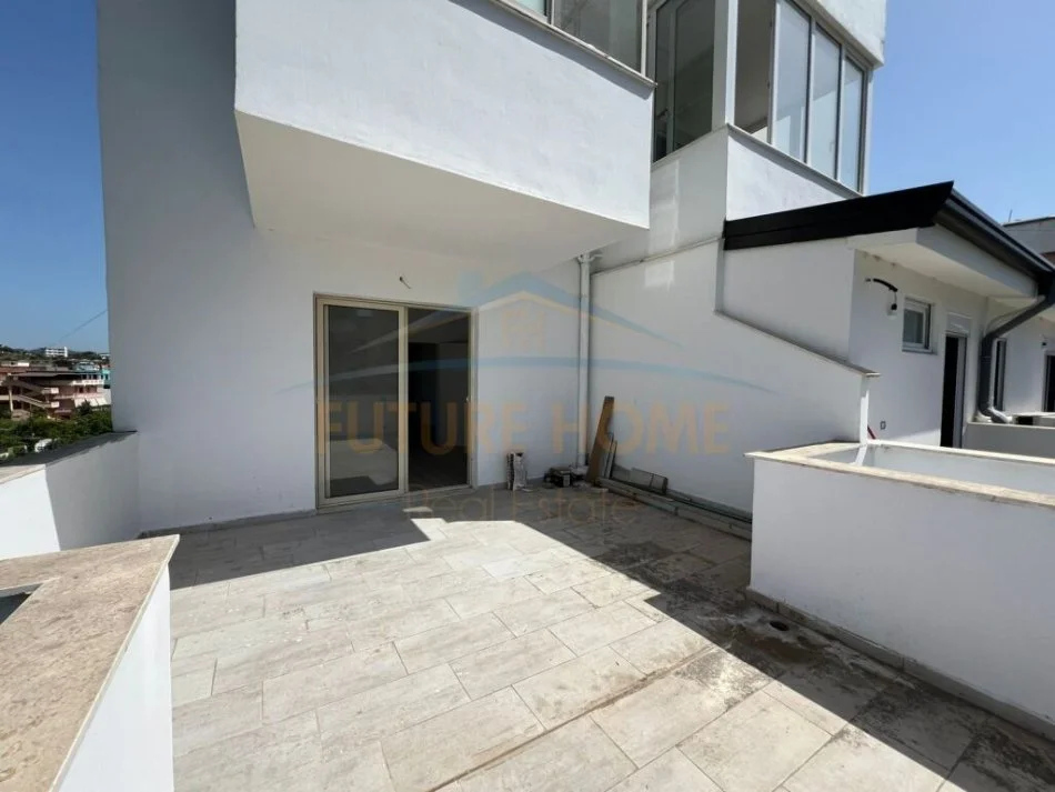 Durres, shitet apartament 1+1 Kati 3, 79 m² 79.000 € (Plazh Iliria, Durres)