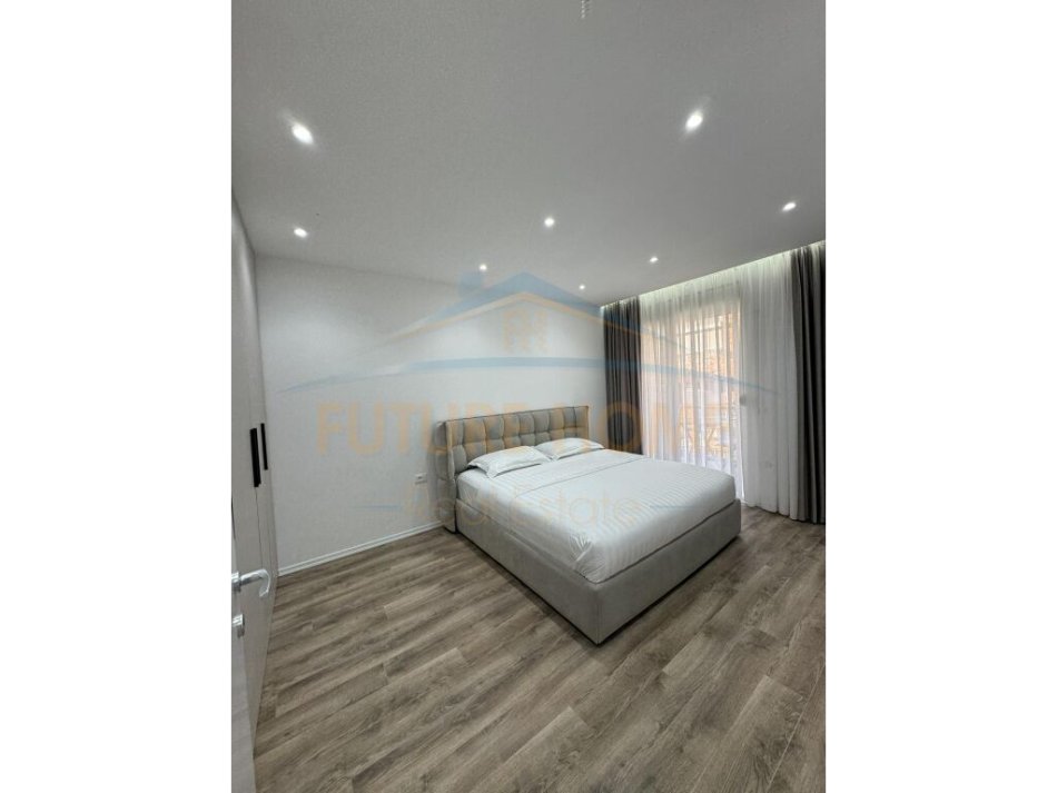 Tirane, jepet me qera apartament 2+1 Kati 2, 70 m² 900 € (Rruga e Bogdaneve)