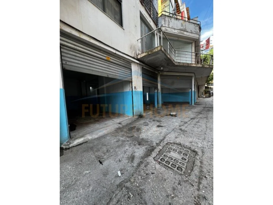 Tirane, jepet me qera Kati 0, 170 m² 500 € (Rruga e Teleferikut, Fresk)