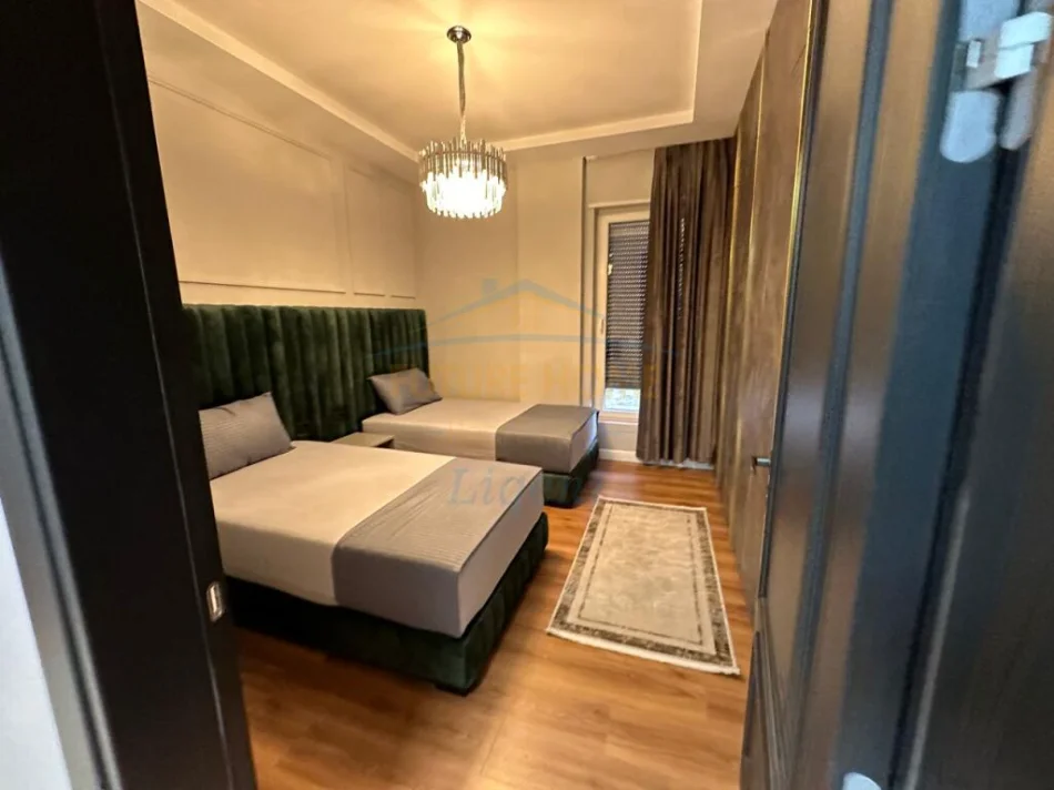 Tirane, jepet me qera apartament 2+1 Kati 3, 106 m² 1.300 € (Secret Garden Residence)