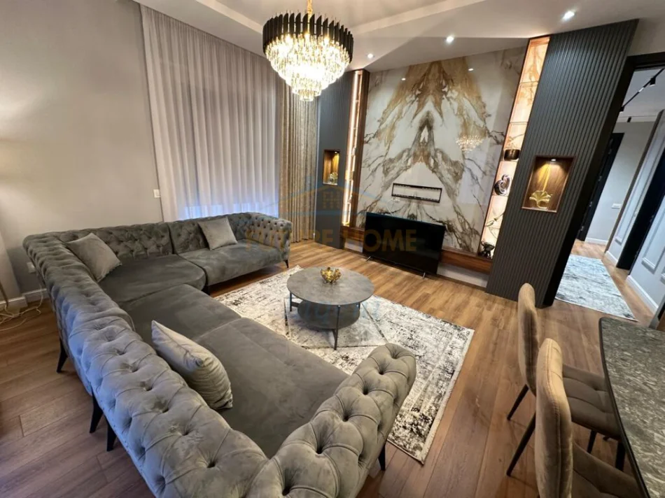 Tirane, jepet me qera apartament 2+1 Kati 3, 106 m² 1.300 € (Secret Garden Residence)