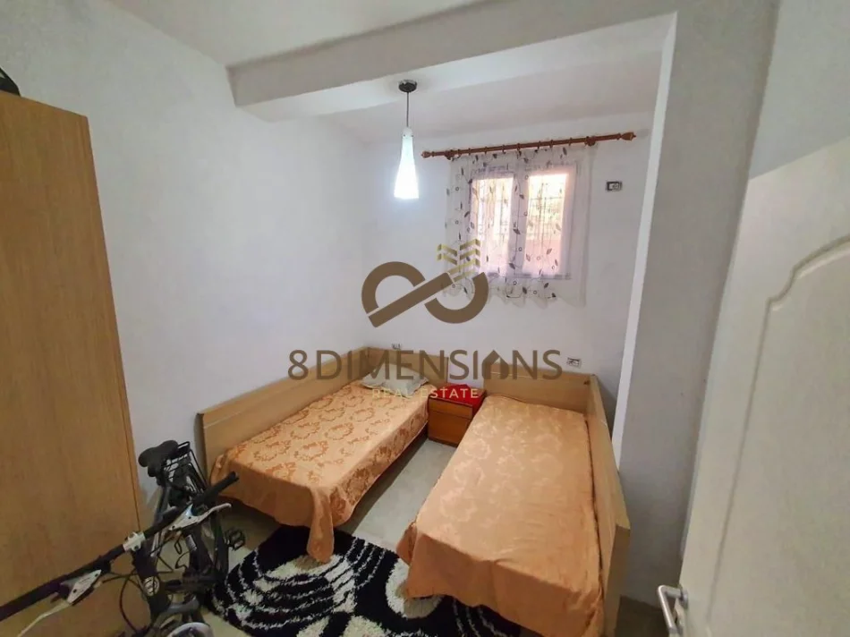 Tirane, shitet apartament 2+1+Ballkon Kati 1, 115 m² 140.000 € (rruga e elbasanit)