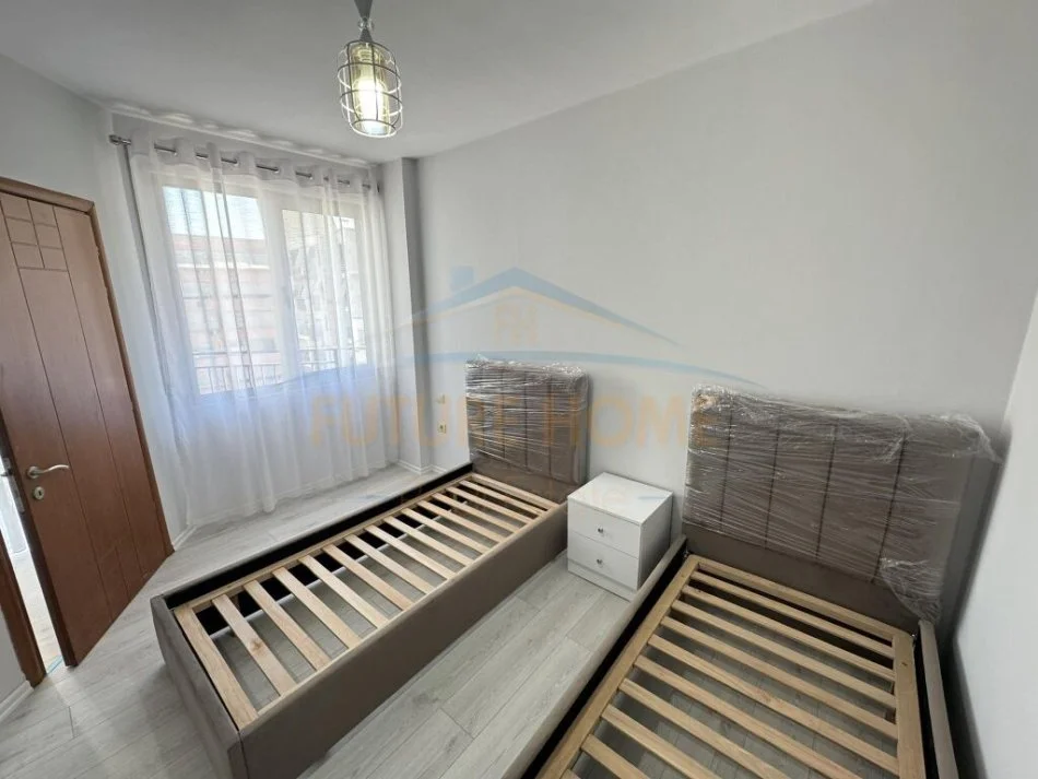 Tirane, shitet apartament 2+1 Kati 7, 84 m² 119.000 € (Unaza e Re)