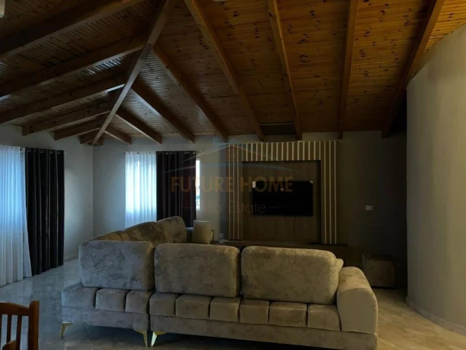 Sarande, shitet apartament 3+1 Kati 8, 178 m² 265.000 € (Sarande)