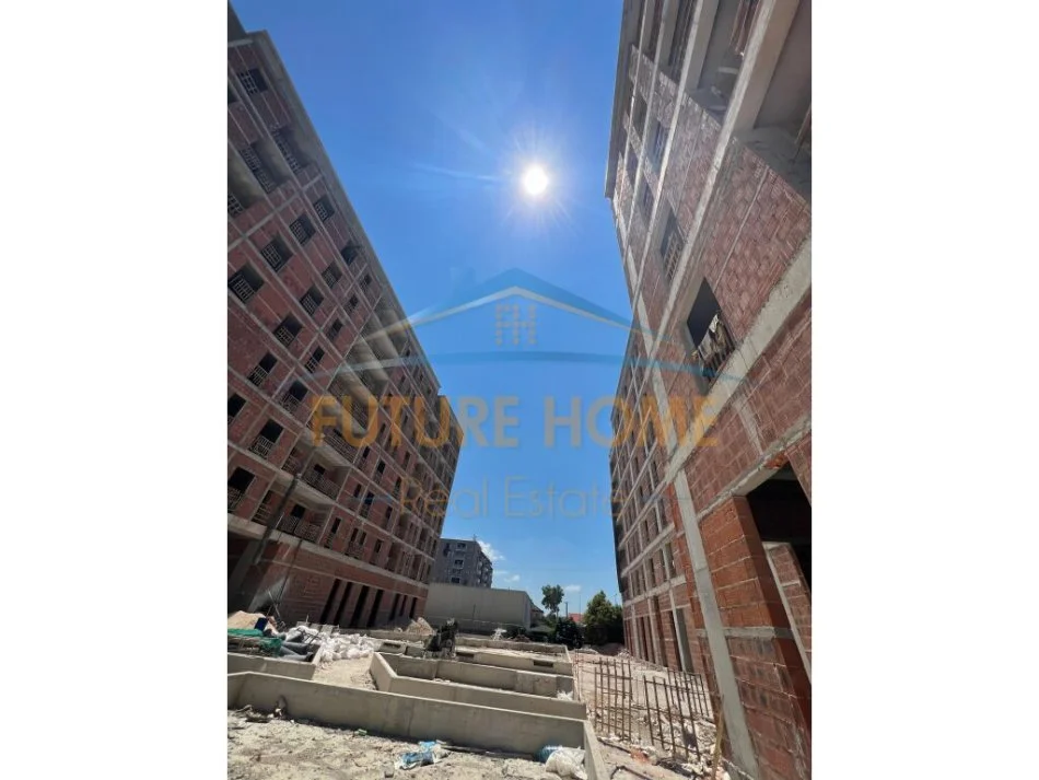 Tirane, shitet apartament 2+1 Kati 3, 94 m² 109.000 € (ISH DOGANA)