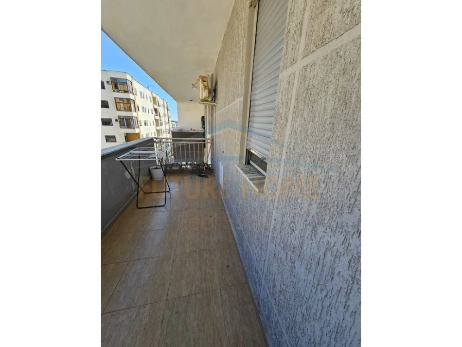 Durres, shitet apartament 2+1 Kati 5, 98 m² 125.000 € (Plazh , Durres)