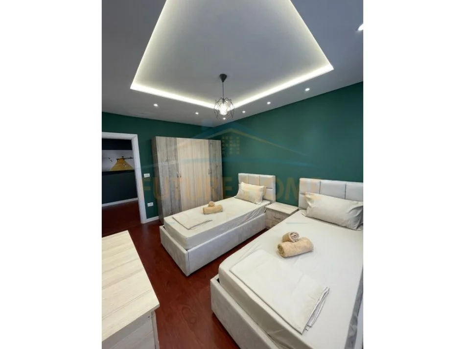 Durres, shitet apartament 2+1 Kati 3, 81 m² 135.000 € (Prane Tatimeve , Durres)