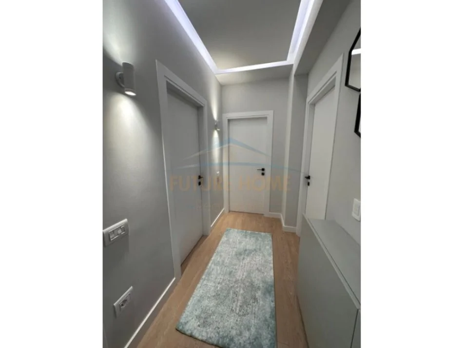Tirane, shitet apartament 2+1+Ballkon Kati 6, 91 m² 173.000 € (Yzberisht)