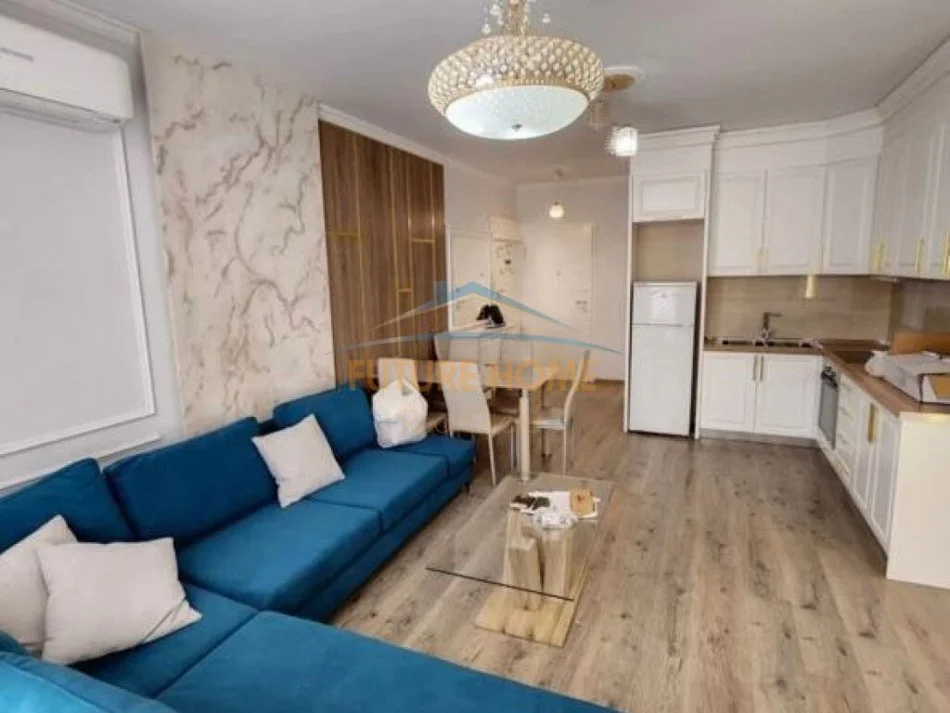 Tirane, jepet me qera apartament 1+1 Kati 4, 104 m² 700 € (Don Bosko)