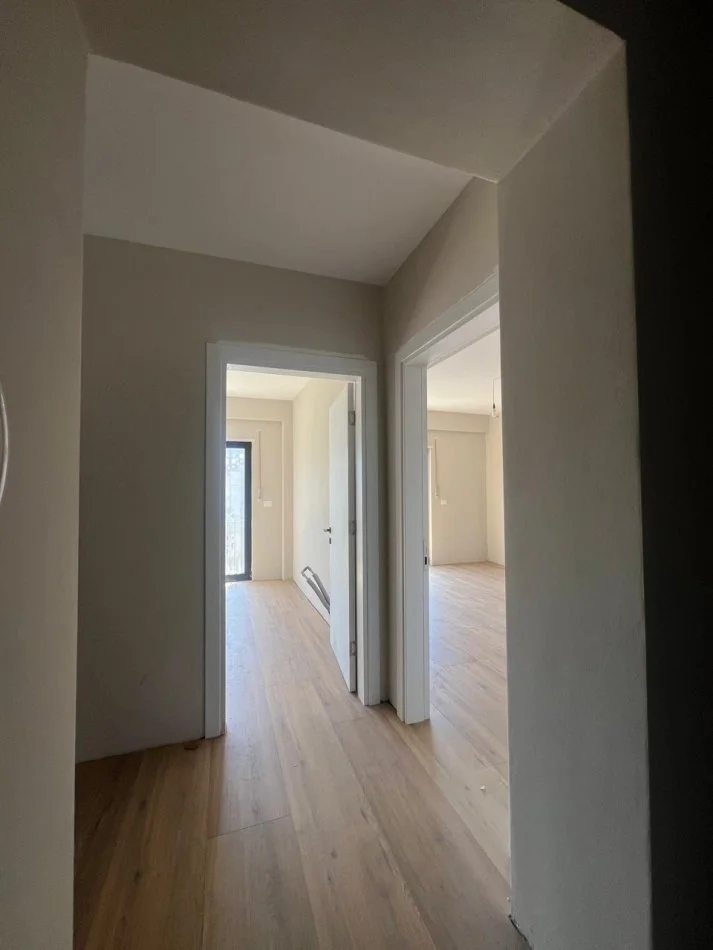Tirane, shitet 3+1 , 124 m² 221.000 € 
