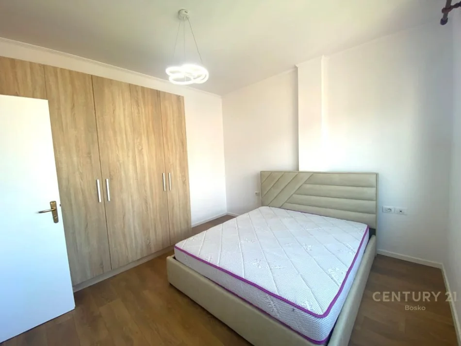 Tirane, shes apartament 1+1 Kati 4, 73 m² 155.000 € (Kodra e Diellit)