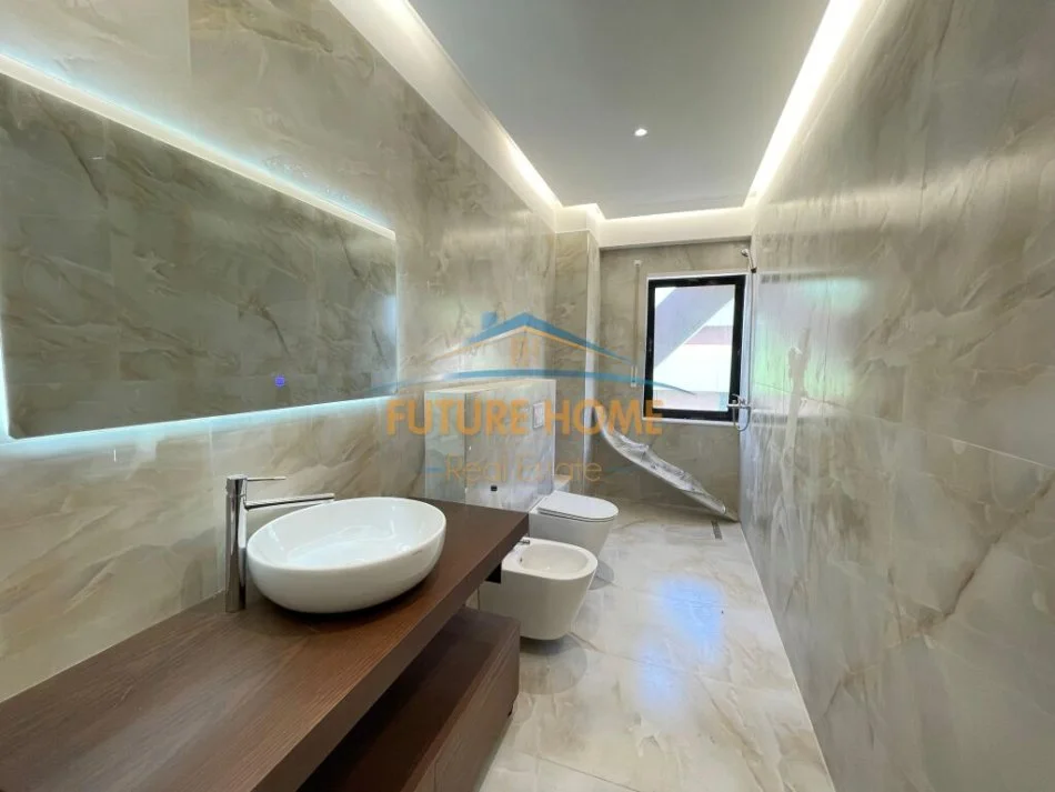 Tirane, shitet apartament 3+1 Kati 2, 153 m² 298.000 € (KODRA E DIELLIT)