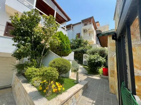 Tirane, shitet Vile 4+1 Kati 3, 379 m² 700.000 € (Vilat Gjermane, Tirane, AREA42675)