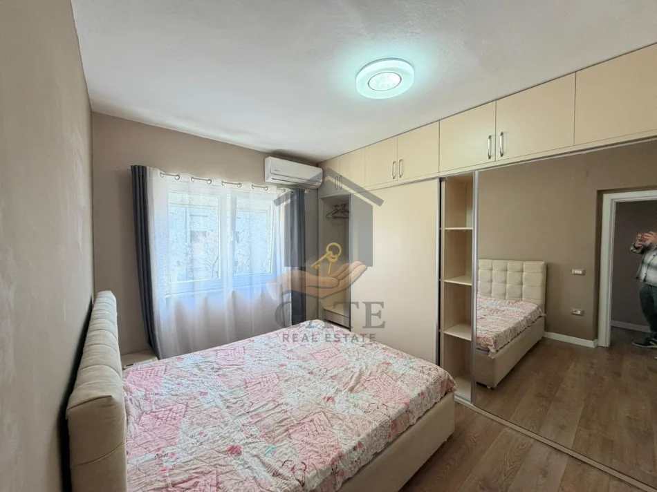 Durres, shitet apartament 2+1+Ballkon Kati 2, 92 m² 124.000 € (muzeumi durres)