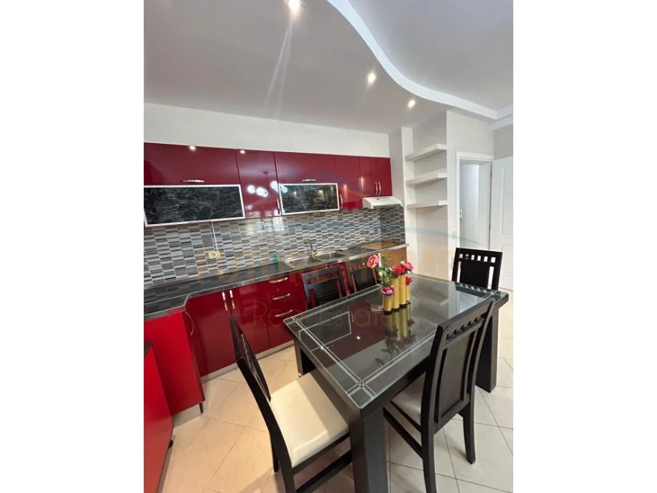 Tirane, shitet apartament 2+1 Kati 1, 108 m² 127.000 € (IDRIZ DOLLAKU ALI DEM)