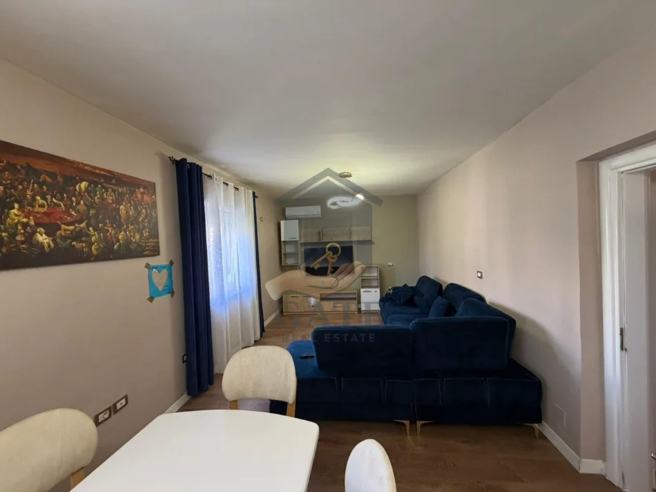 Durres, shitet apartament 2+1+Ballkon Kati 2, 92 m² 124.000 € (muzeumi durres)