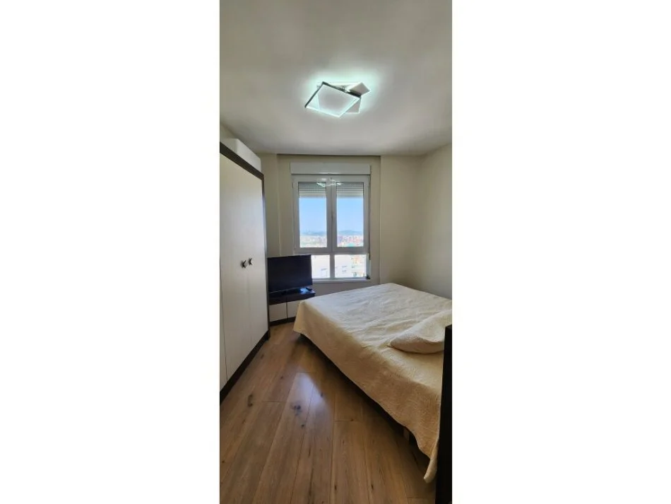 Tirane, jepet me qera apartament 2+1 Kati 12, 110 m² 650 € (Zona e Ish Parkut)