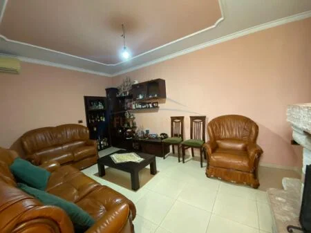 Shitet Apartament 3+1, (Rruga Sitki Cico, Brryli, Tirane, AREA42738)