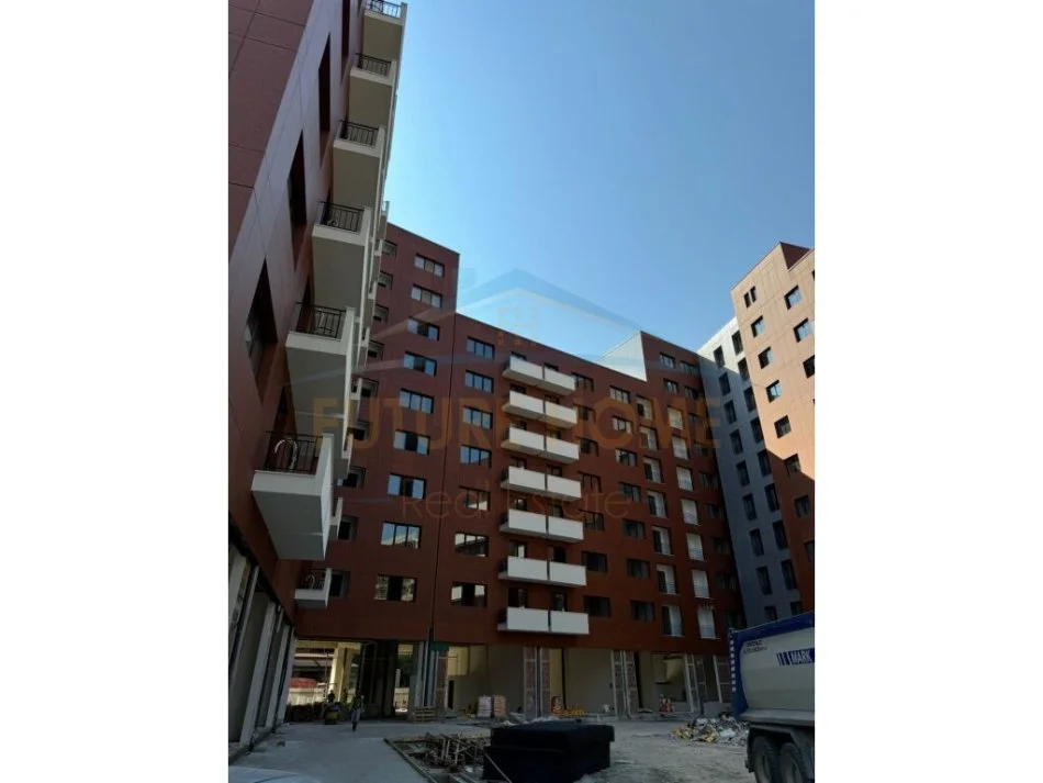 Tirane, shitet apartament 1+1 Kati 8, 80 m² 96.360 € (Unaza e Re.)