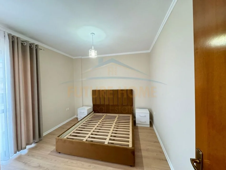 Tirane, shitet apartament 2+1 Kati 7, 103 m² 126.000 € (Unaza e Re)