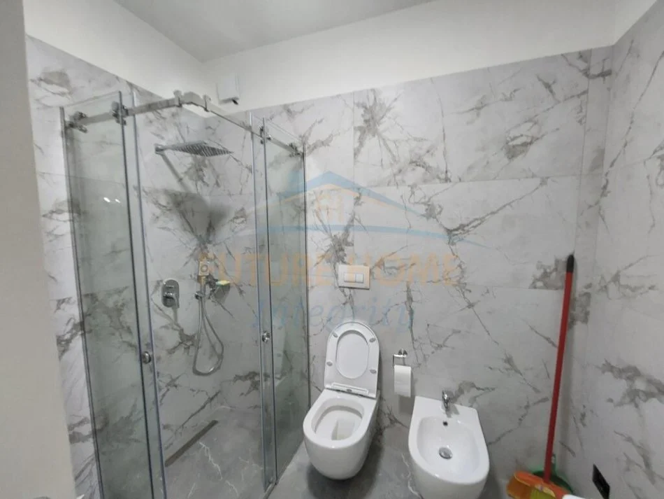 Tirane, shitet apartament 1+1 Kati 1, 74 m² 250.000 € (Teg ,Rezidenca Sofia)