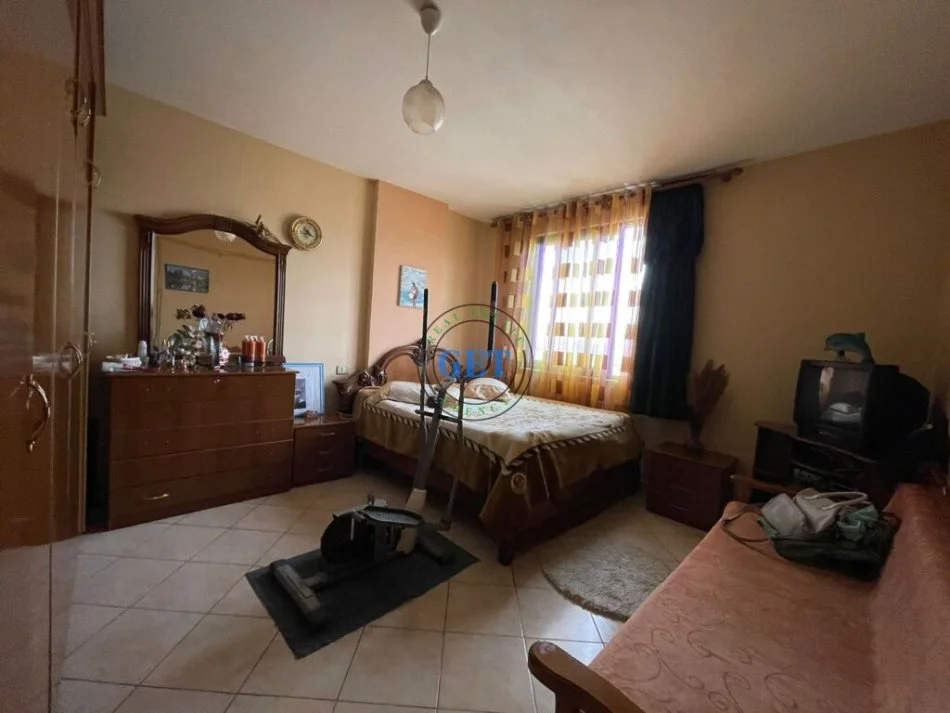 Durres, shitet apartament 2+1+Ballkon Kati 5, 92 m² 86.000 € (Stadiumi, Durres)