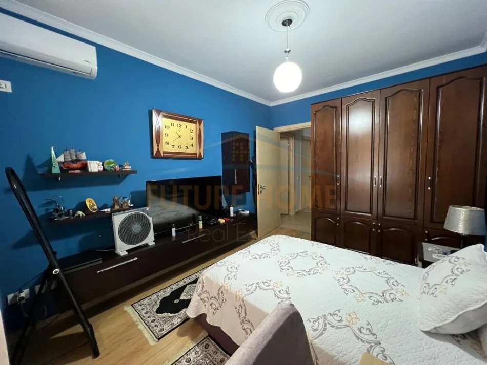 Tirane, shitet apartament 3+1+Aneks+Ballkon Kati 7, 141 m² 170.000 € (Rotondo, Astir)
