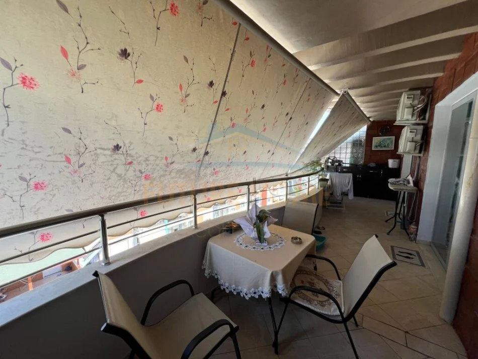 Tirane, shitet apartament 3+1+Aneks+Ballkon Kati 7, 141 m² 170.000 € (Rotondo, Astir)