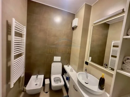 Shitje, Apartament 3+1+2, Rruga 5 Maji, Concord Center, Tiranë. AREA42880