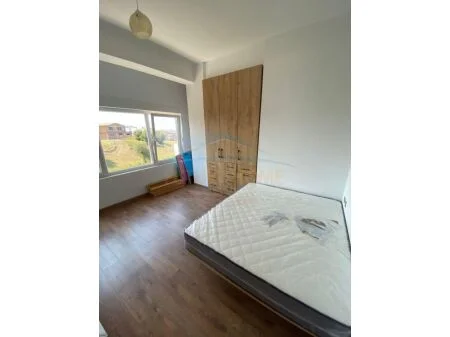 Tirane, jepet me qera 1+1 Kati 2, 67 m² 300 € (Rruga Ramazan Shushku Farkë,Shqipëria AREA42887)