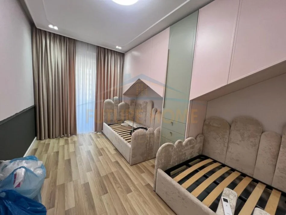 Tirane, shitet apartament 2+1 Kati 7, 116 m² 230.000 € (Unaza e re)