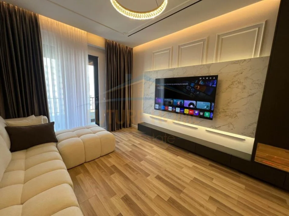 Tirane, shitet apartament 2+1 Kati 7, 116 m² 230.000 € (Unaza e re)