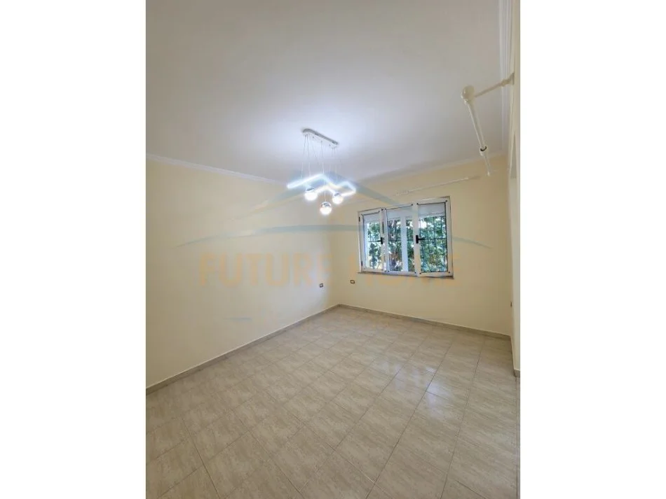 Tirane, shitet apartament 2+1 Kati 2, 77 m² 132.000 € (ALI DEM)