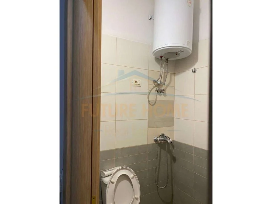 Tirane, jepet me qera apartament duplex 1+1 Kati 0, 50 m² (Kompleksi Ozon, Unaza e Re, Tirane)