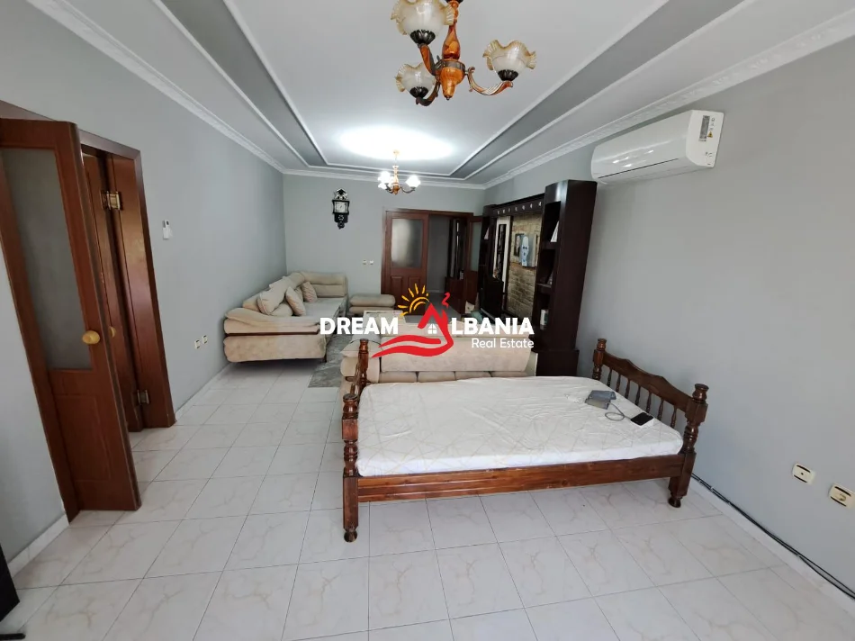 Tirane, shitet apartament 2+1+Aneks+Ballkon Kati 3, 106 m² 190.000 € (Blloku Gintash)