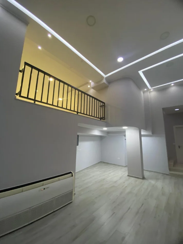 Tirane, shitet ambjent biznesi Kati 0, 134 m² 300.000 € (Hoxha Tahsim)