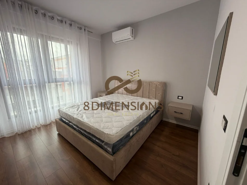 Tirane, jepet me qera apartament 1+1+Ballkon Kati 5, 120 m² 700 € (jordan misja)