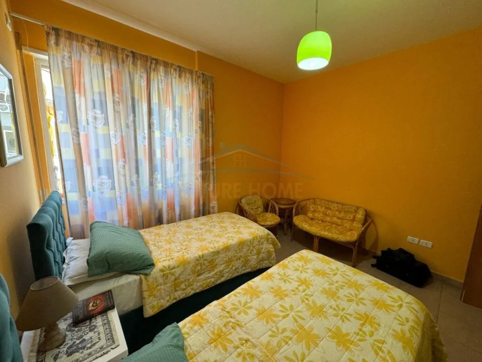 Tirane, jepet me qera apartament 2+1 Kati 4, 650 € (Pazari i Ri, Tiranë)