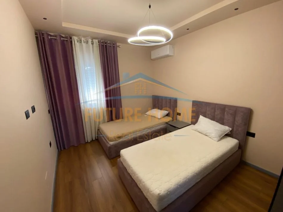 Tirane, jepet me qera apartament 2+1 Kati 3, 60 m² 800 € (Komuna Parisit, Vasil Shanto)