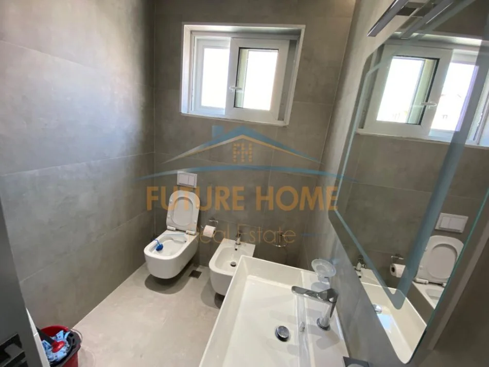Tirane, jepet me qera apartament 2+1 Kati 3, 60 m² 800 € (Komuna Parisit, Vasil Shanto)