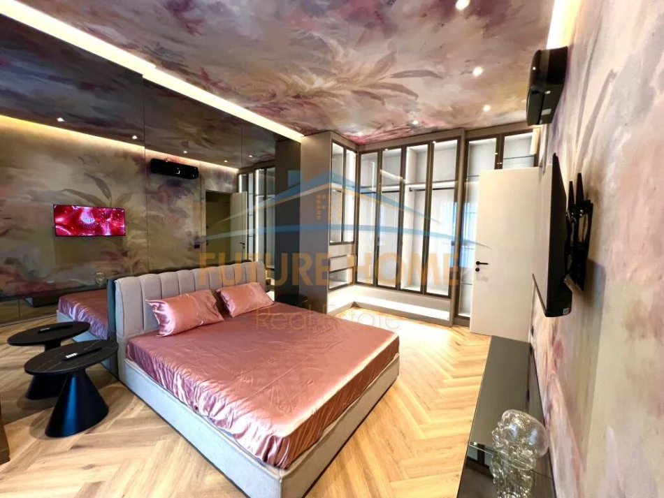 Tirane, jepet me qera apartament 1+1+Ballkon Kati 6, 68 m² 1.000 € (Square 21)