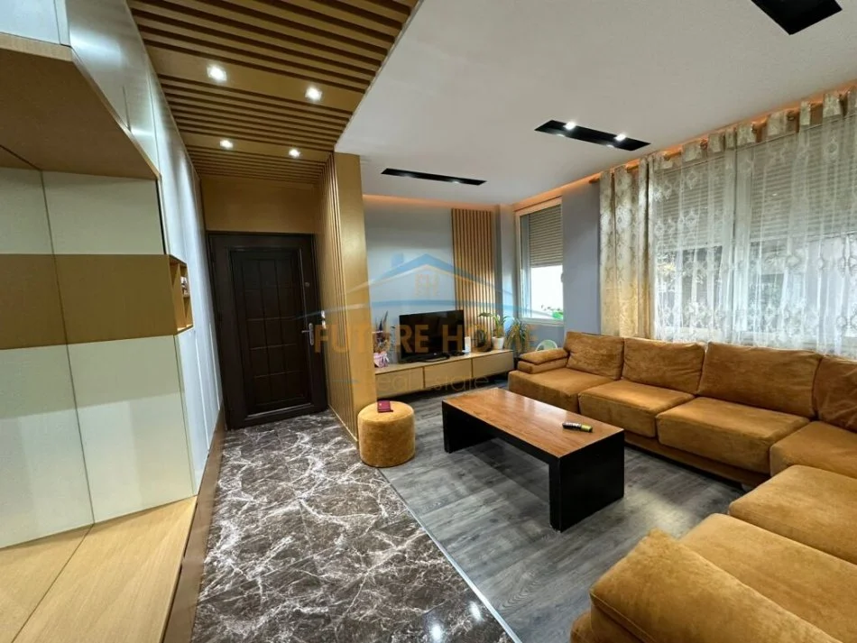 Tirane, shitet apartament 3+1 Kati 1, 116 m² 180.000 € (Kopshti Zoologjik)