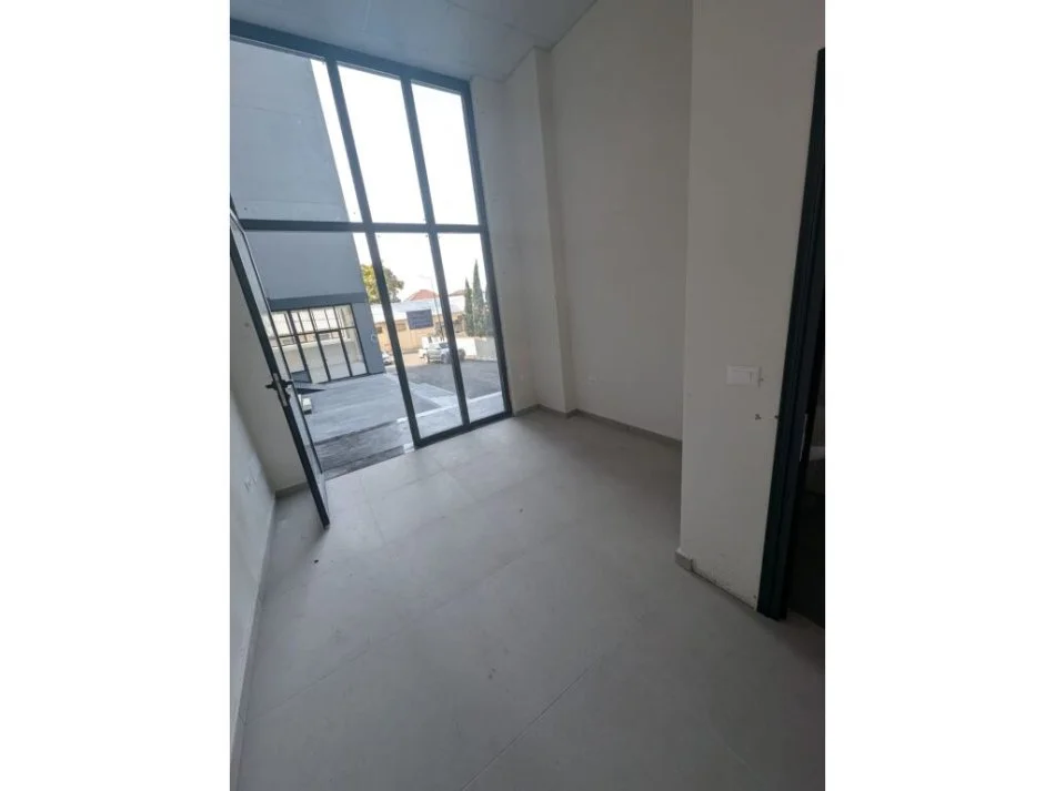 Tirane, shitet apartament 1+1 Kati 0, 71 m² 184.000 € (Selite, Tirane)