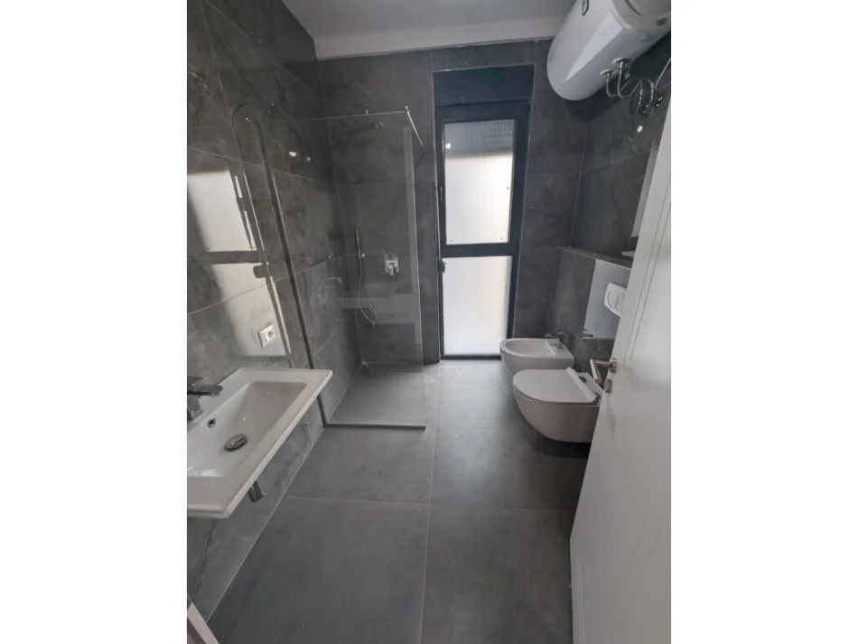 Tirane, shitet apartament 1+1 Kati 0, 71 m² 184.000 € (Selite, Tirane)