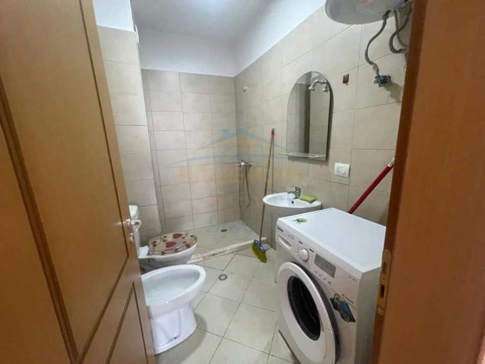 Tirane, jepet me qera apartament 2+1 Kati 2, 110 m² 500 € (Kopshti Zoologjik)